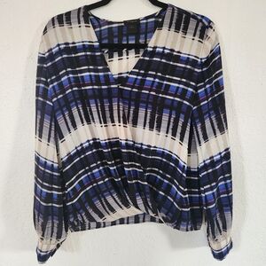 Ann Taylor Electric Plaid V-Neck Women's Top Size M Workwear Business Casual